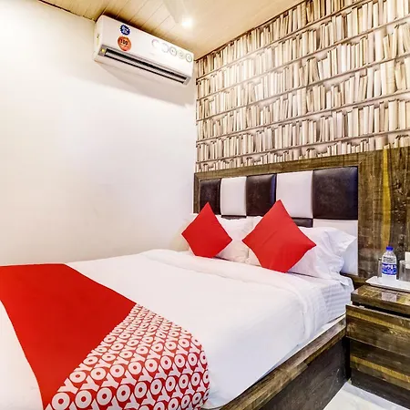Oyo Flagship Hotel Qubic